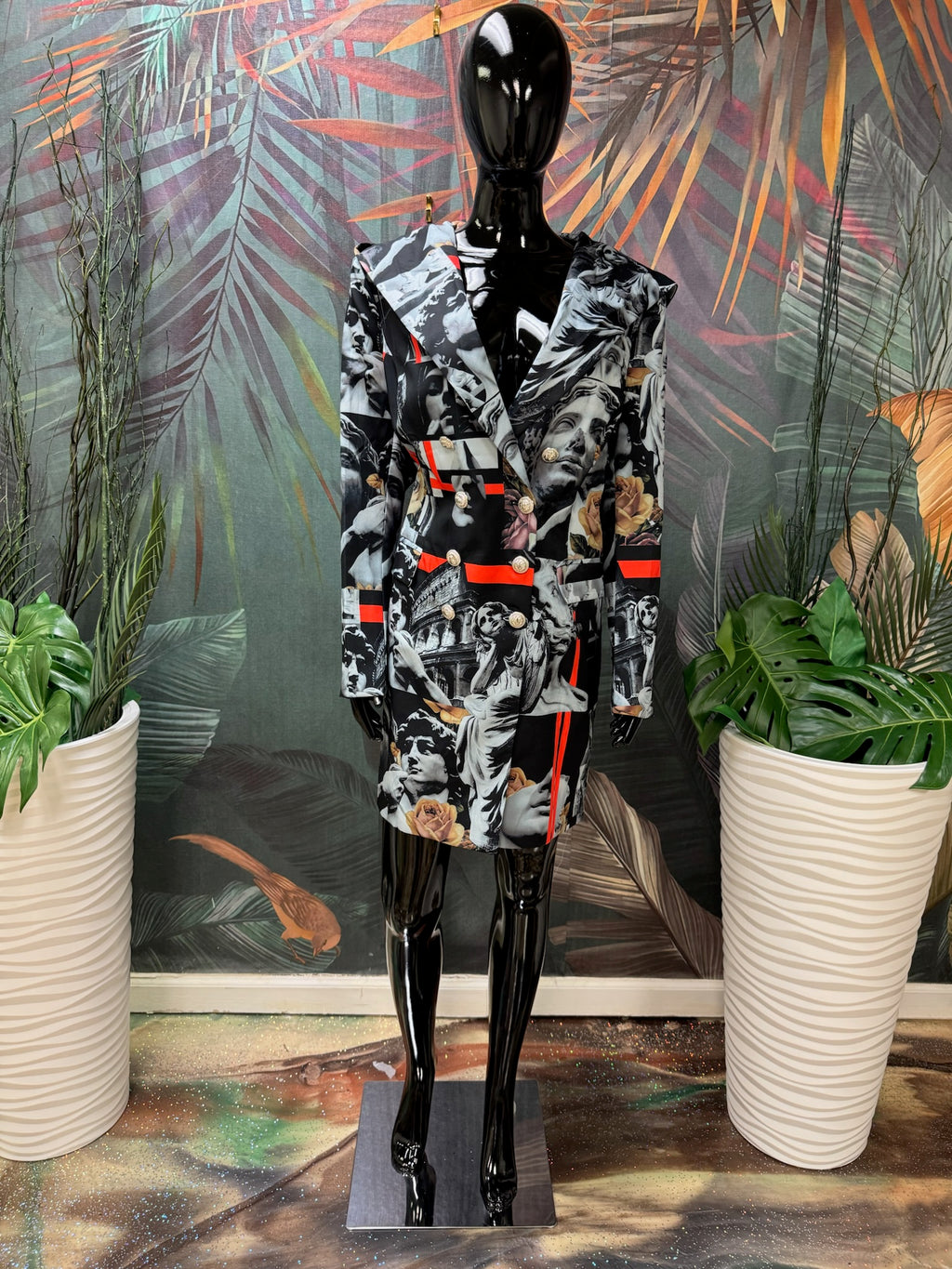 Statue Dress