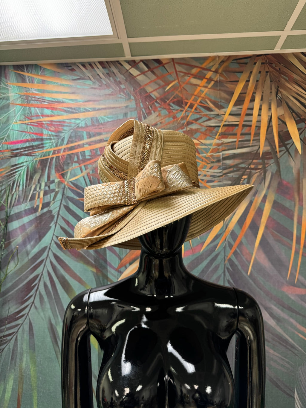 Hat Champagne