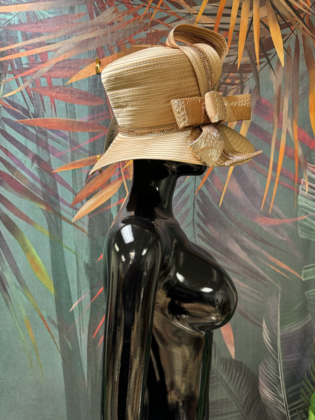 Hat Champagne