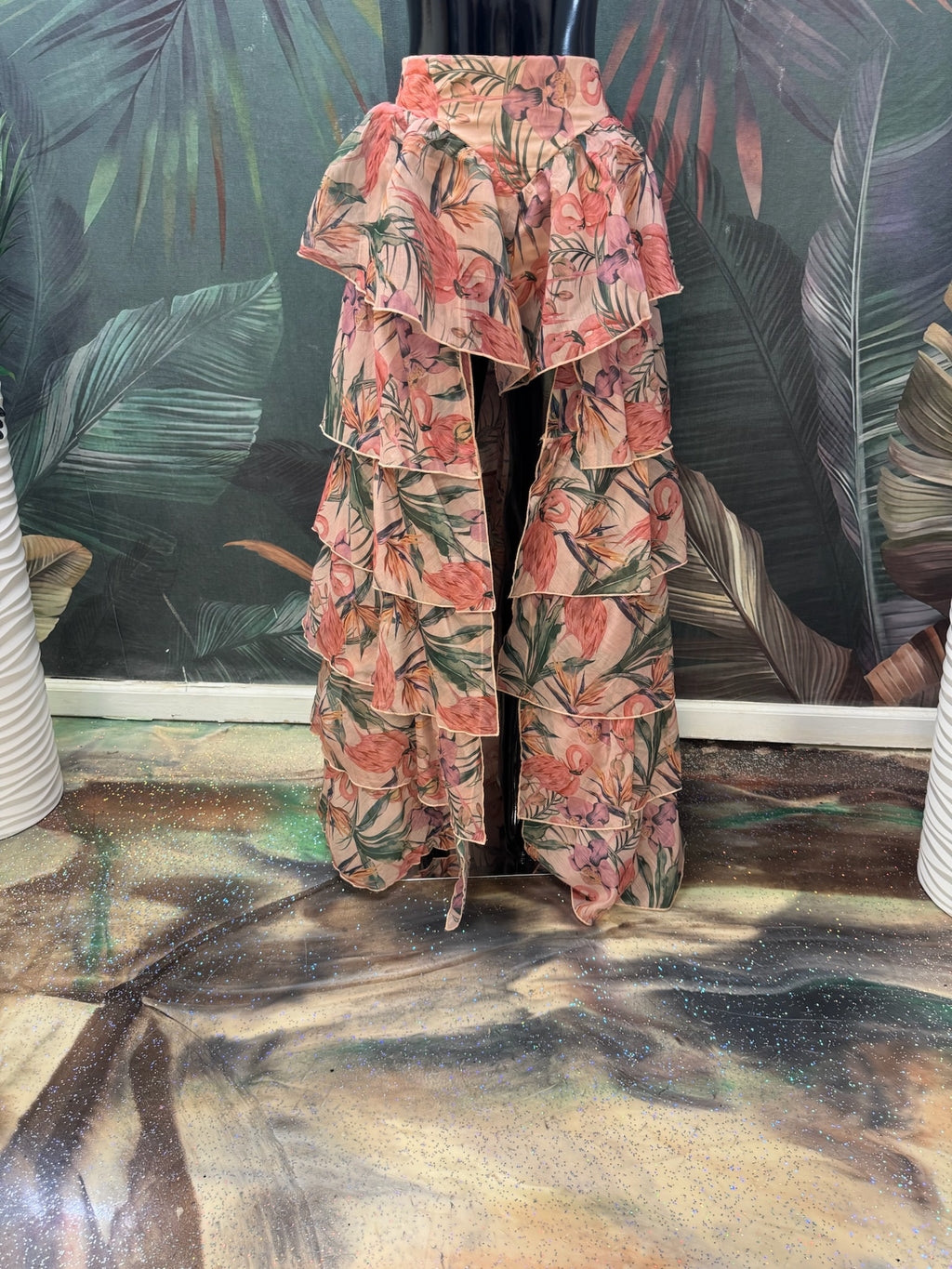 Ruffle HiLo Pant